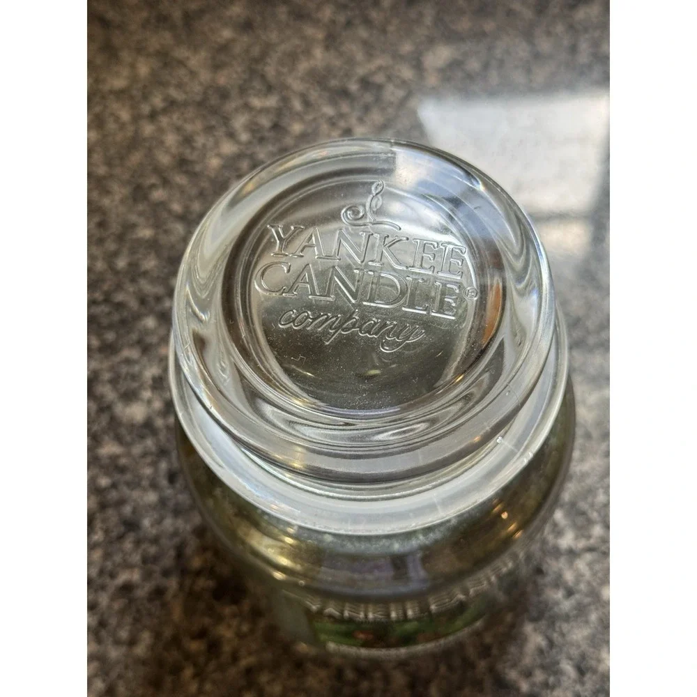 Yankee Candle Balsam & Cedar Medium 14.5 oz Classic Jar 65-90 Hours NEW